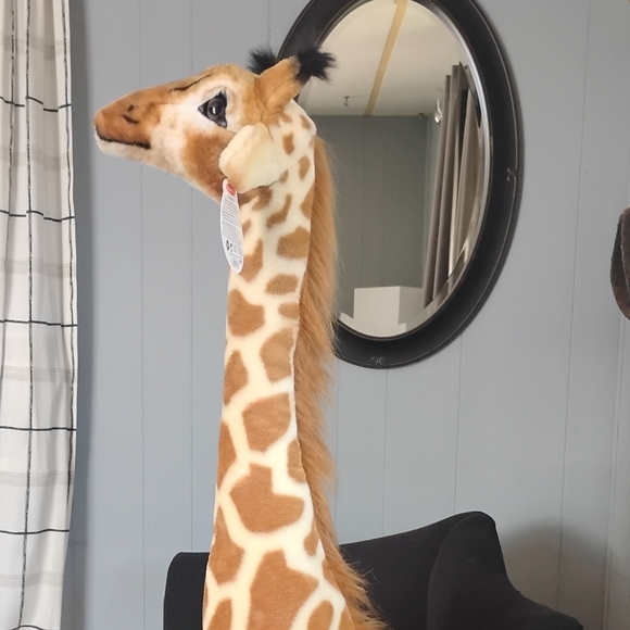 Giraffe Plush Toy
